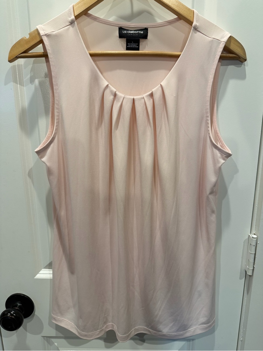 Liz Claiborne Light Blush Pleated Scoop Neck Tank